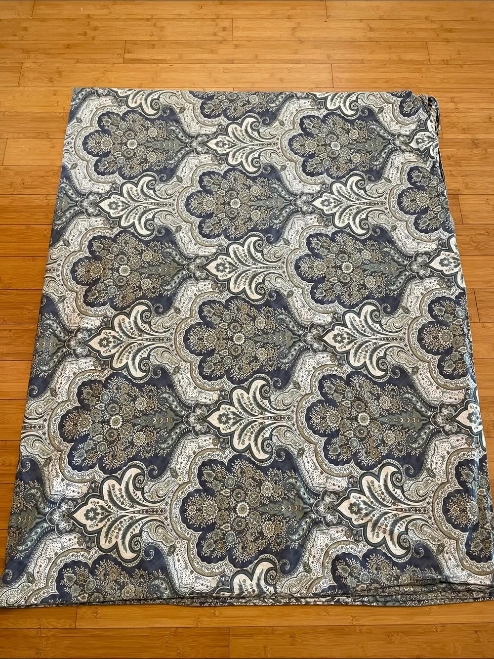 Pottery Barn King Cal King Jordana Paisley Percale Duvet Cover Two Sham Blue